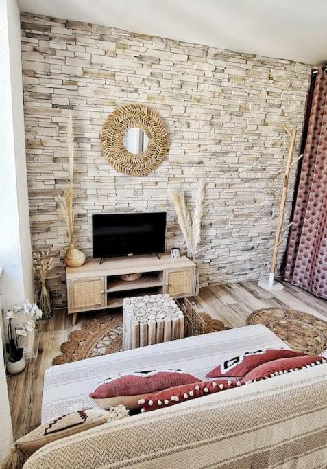 Апартаменты New #Boheme Chic# Pied De La Cite #2 Каркассон Экстерьер фото