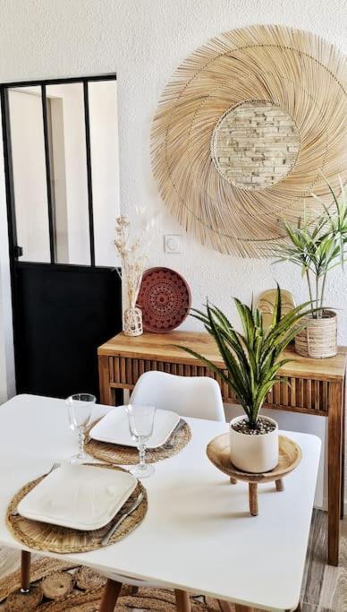 Апартаменты New #Boheme Chic# Pied De La Cite #2 Каркассон Экстерьер фото